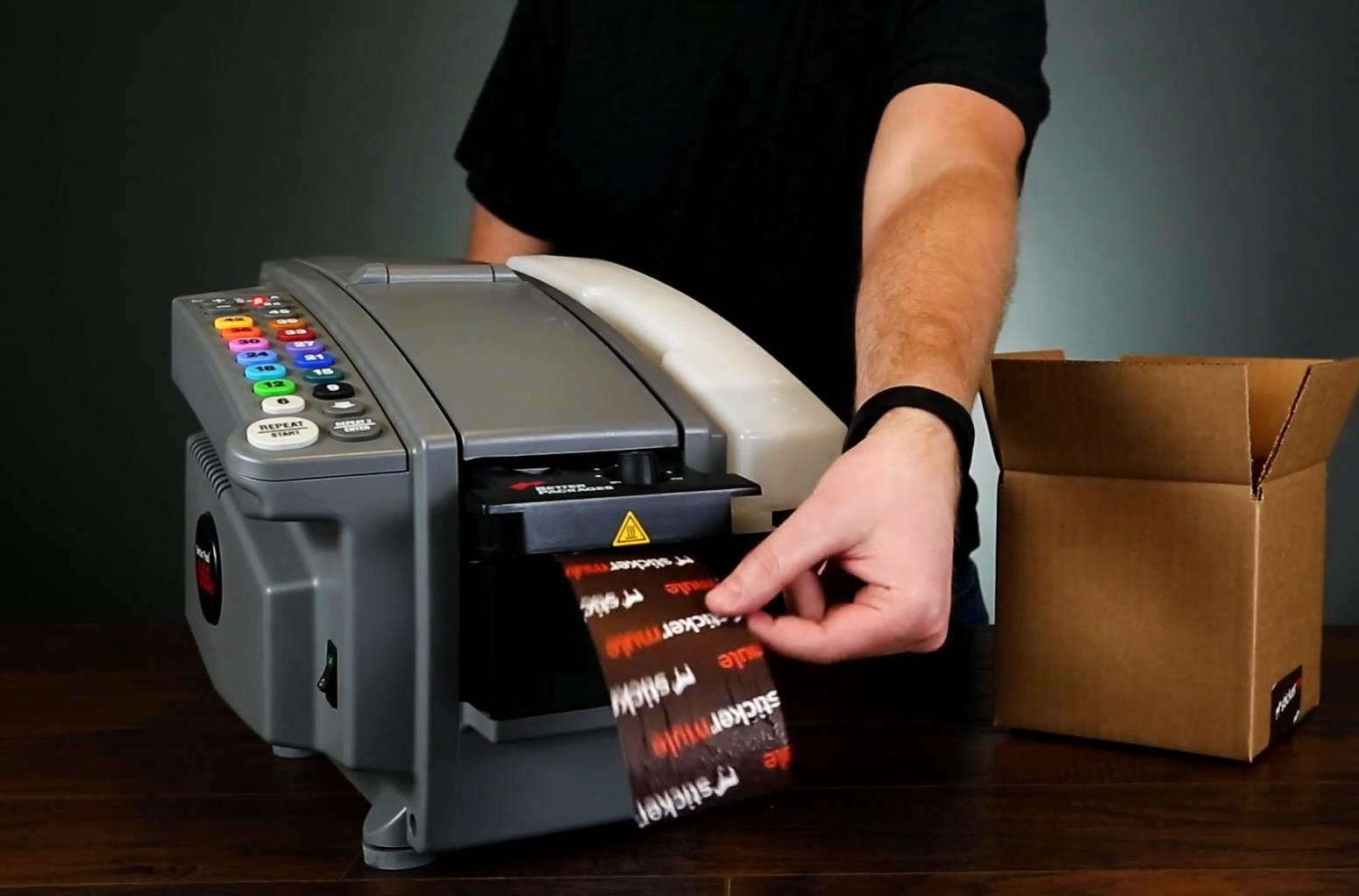 How to use kraft paper tape Baijin Packing